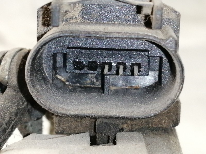 Recambio de cerradura puerta delantera derecha para audi s4 avant (b5) s4 referencia OEM IAM 8D1837016E  