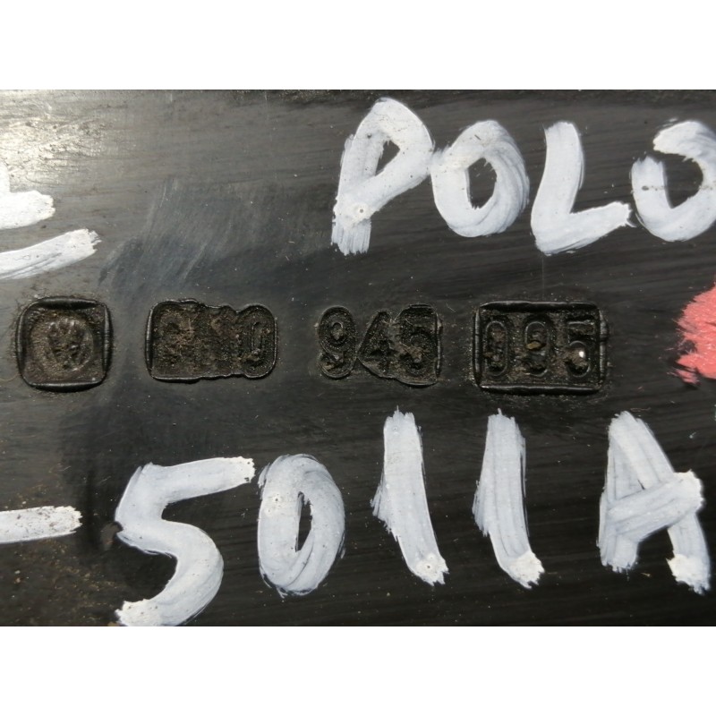 Recambio de piloto trasero izquierdo para volkswagen polo berlina (6n1) 1.05 referencia OEM IAM 6N0945095  