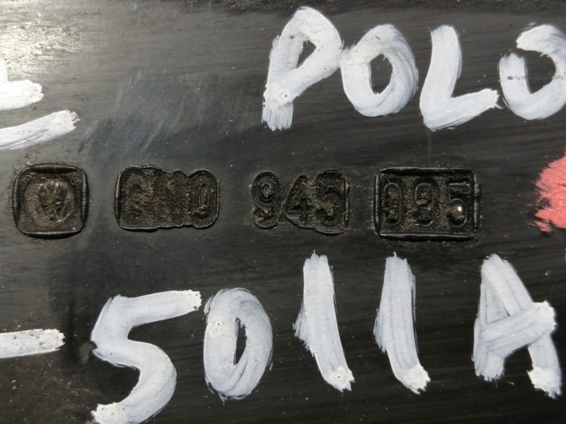 Recambio de piloto trasero izquierdo para volkswagen polo berlina (6n1) 1.05 referencia OEM IAM 6N0945095  