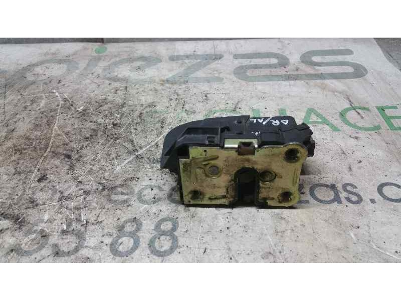 Recambio de cerradura puerta delantera derecha para renault laguna (b56) 2.0 referencia OEM IAM   