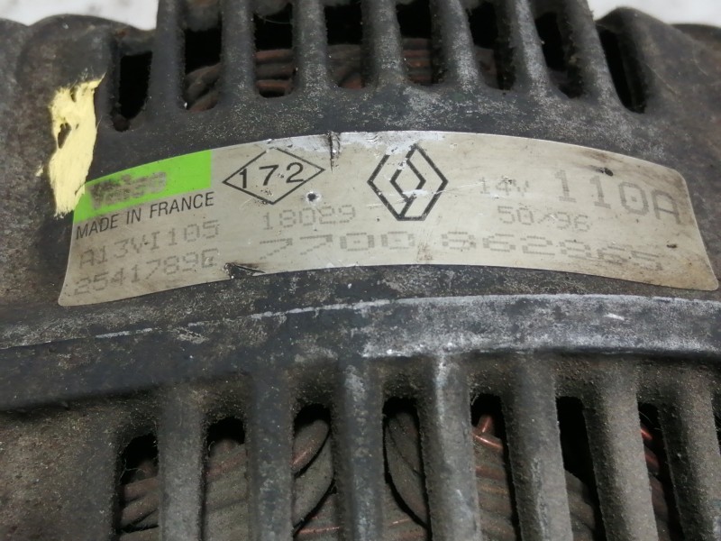 Recambio de alternador para renault megane i berlina hatchback (ba0) 1.4 referencia OEM IAM 7700862865  