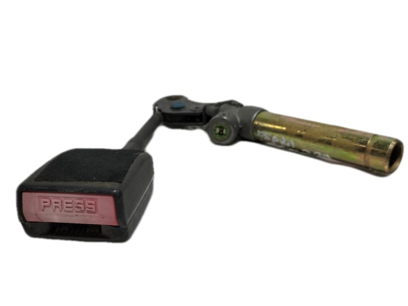 Recambio de enganche cinturon delantero derecho para citroën xsara coupe 2.0 hdi referencia OEM IAM   