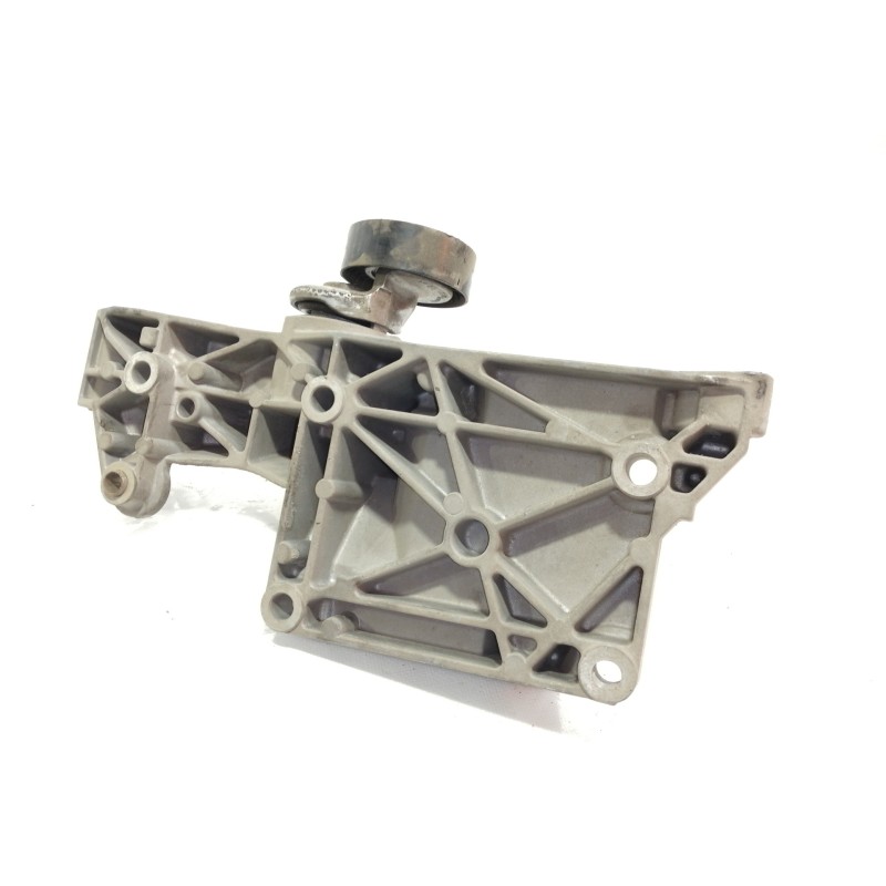 Recambio de soporte alternador para seat ibiza (6j5) 1.4 tdi referencia OEM IAM 038903143AG  