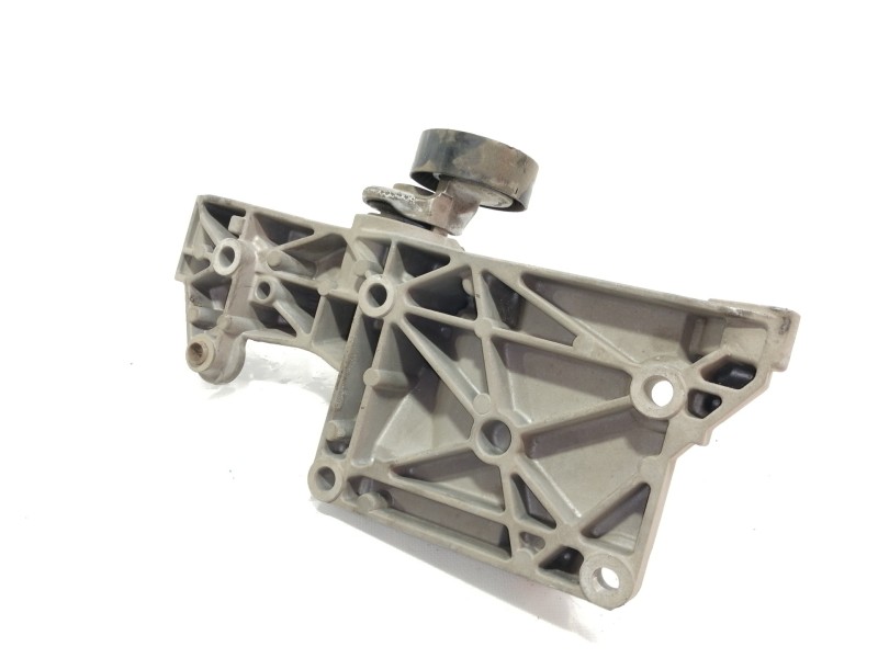 Recambio de soporte alternador para seat ibiza (6j5) 1.4 tdi referencia OEM IAM 038903143AG  