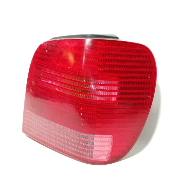 Recambio de piloto trasero derecho para volkswagen polo berlina (6n2) conceptline referencia OEM IAM 964080  