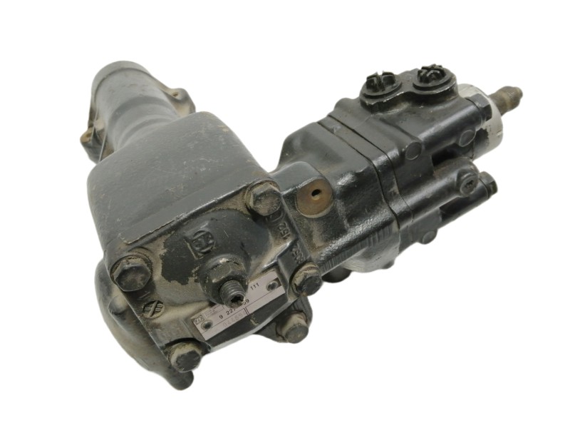 Recambio de caja direccion para opel omega b 2.5 turbodiesel (x 25 td / u 25 td / l93) referencia OEM IAM 8073955111  