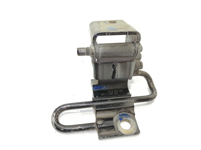 Recambio de retenedor puerta para volkswagen touareg (7l6) 5.0 v10 tdi dpf referencia OEM IAM 7L0831411  