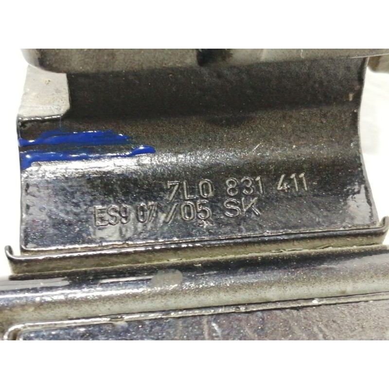 Recambio de retenedor puerta para volkswagen touareg (7l6) 5.0 v10 tdi dpf referencia OEM IAM 7L0831411  