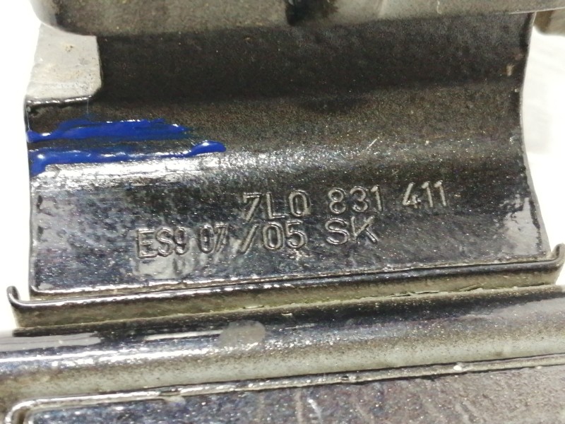 Recambio de retenedor puerta para volkswagen touareg (7l6) 5.0 v10 tdi dpf referencia OEM IAM 7L0831411  