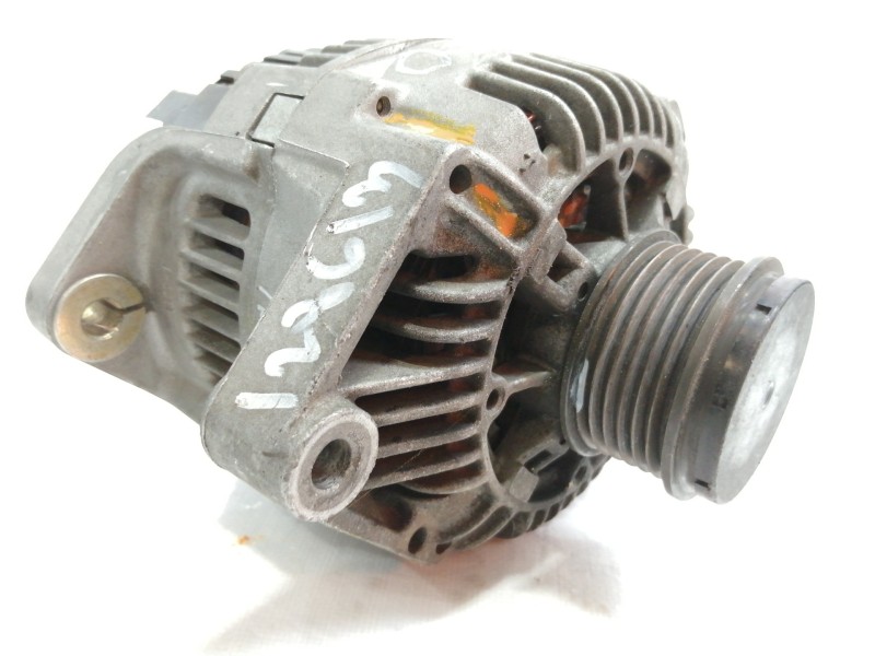 Recambio de alternador para renault megane i berlina hatchback (ba0) referencia OEM IAM 7700857023  