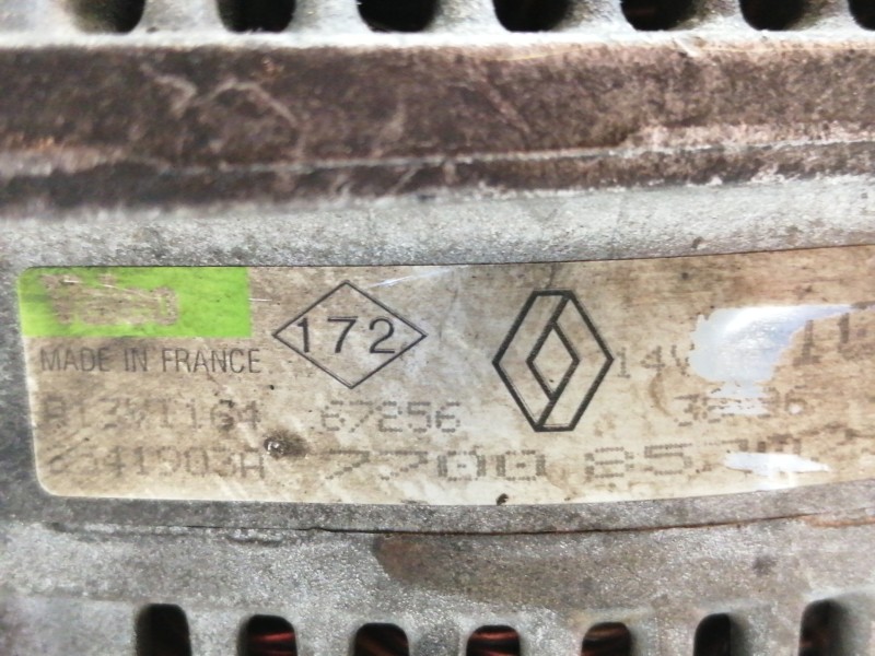 Recambio de alternador para renault megane i berlina hatchback (ba0) referencia OEM IAM 7700857023  