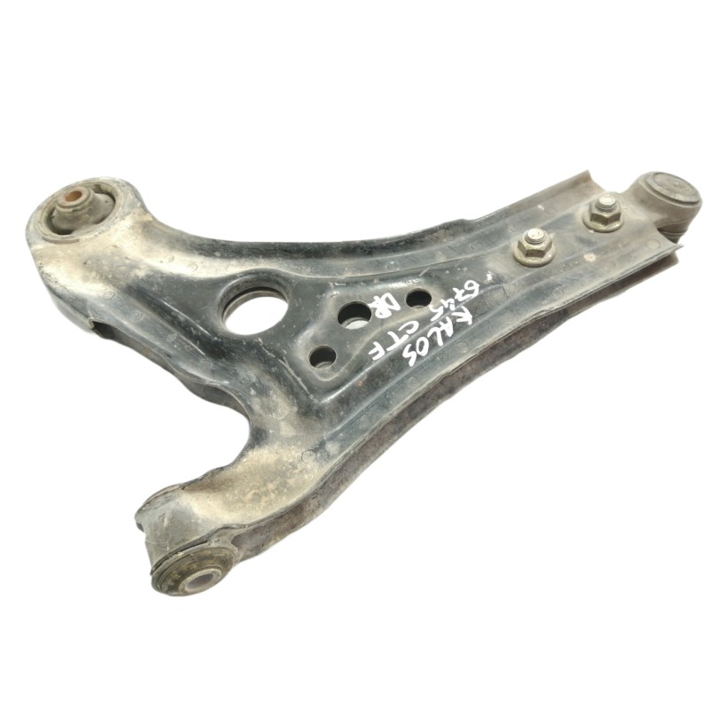 Recambio de brazo suspension inferior delantero derecho para chevrolet kalos 1.2 cat referencia OEM IAM   