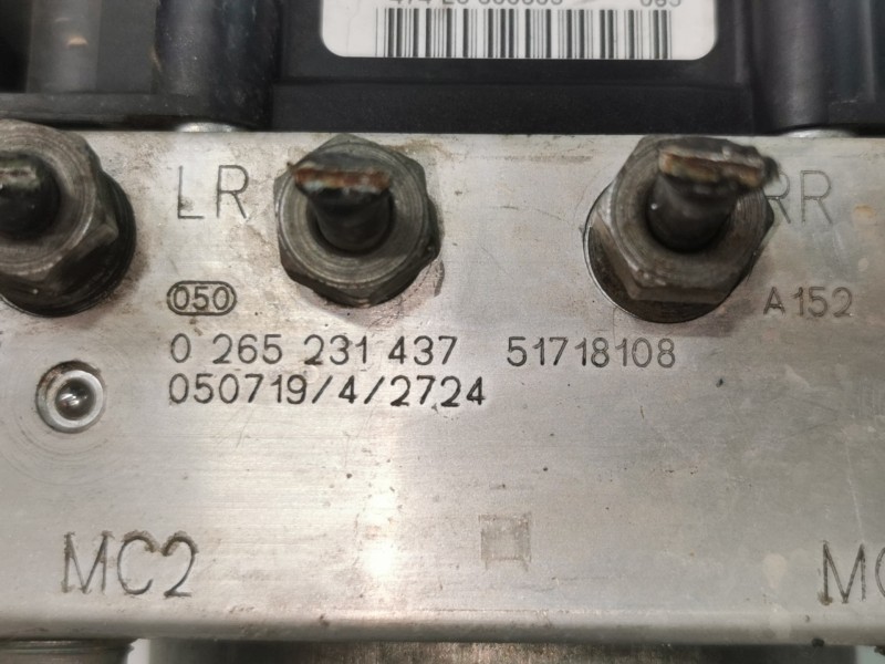 Recambio de abs para fiat stilo (192) 1.9 8v jtd cat referencia OEM IAM 0265231437  