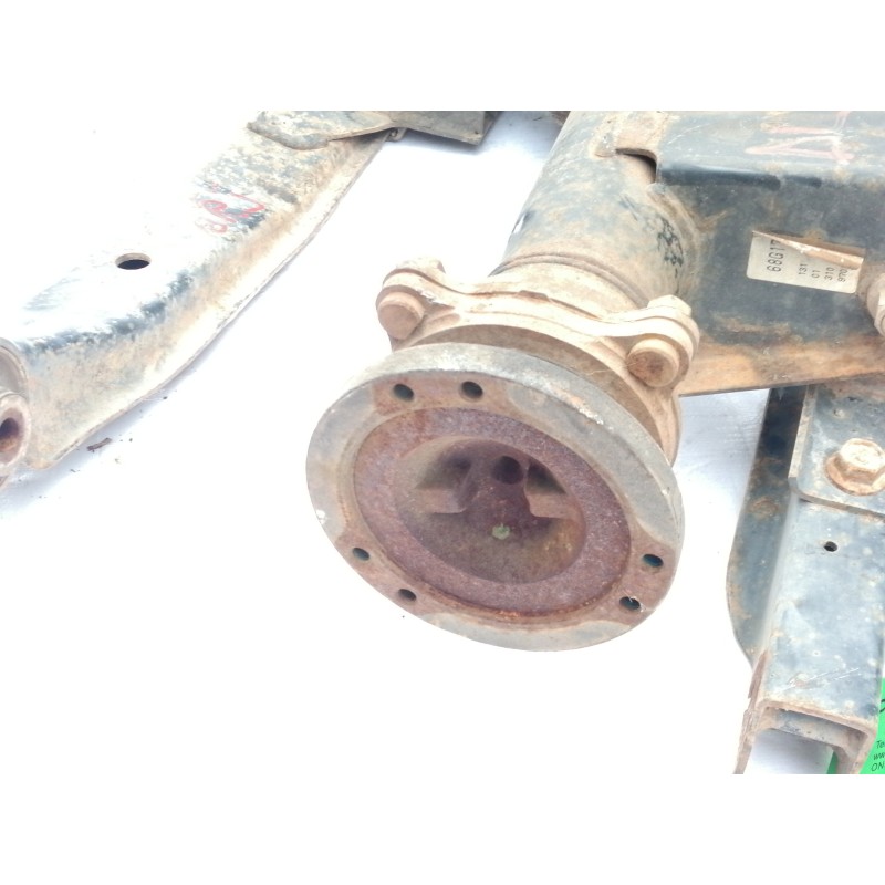 Recambio de diferencial delantero para nissan pick-up (d22) 2.5 turbodiesel referencia OEM IAM 68G17 9701235 