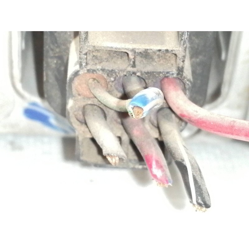 Recambio de faro izquierdo para hyundai sonata (y3) 2.0 16v cat referencia OEM IAM   