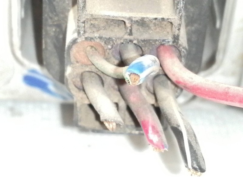 Recambio de faro izquierdo para hyundai sonata (y3) 2.0 16v cat referencia OEM IAM   