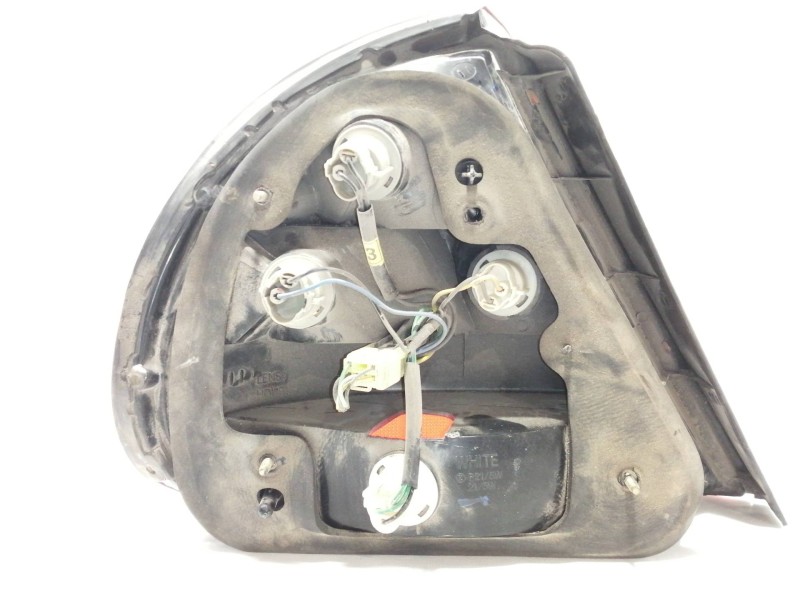 Recambio de piloto trasero derecho para hyundai sonata (y3) 2.0 16v cat referencia OEM IAM   