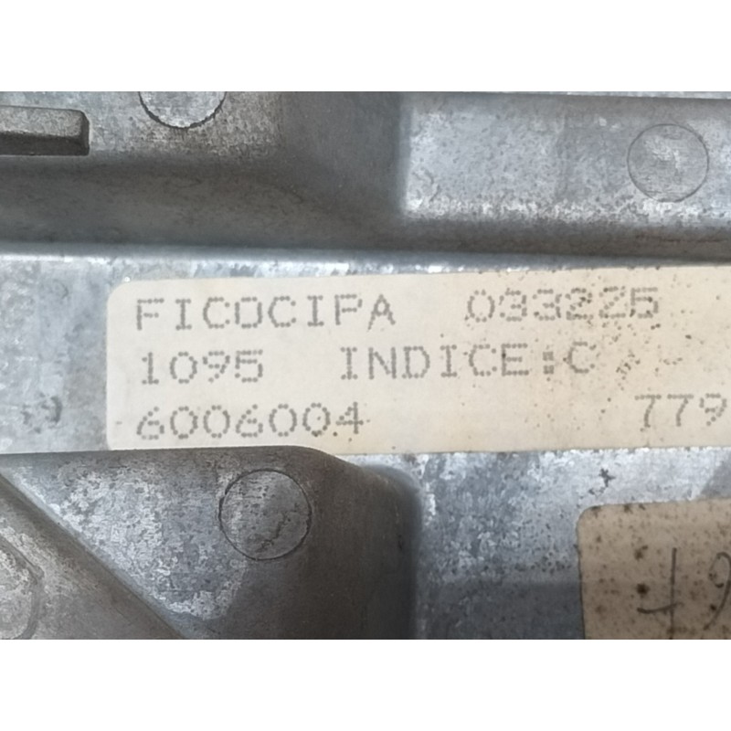 Recambio de retrovisor derecho para renault trafic (desde 5.89) 2.5 diesel referencia OEM IAM 6006004  