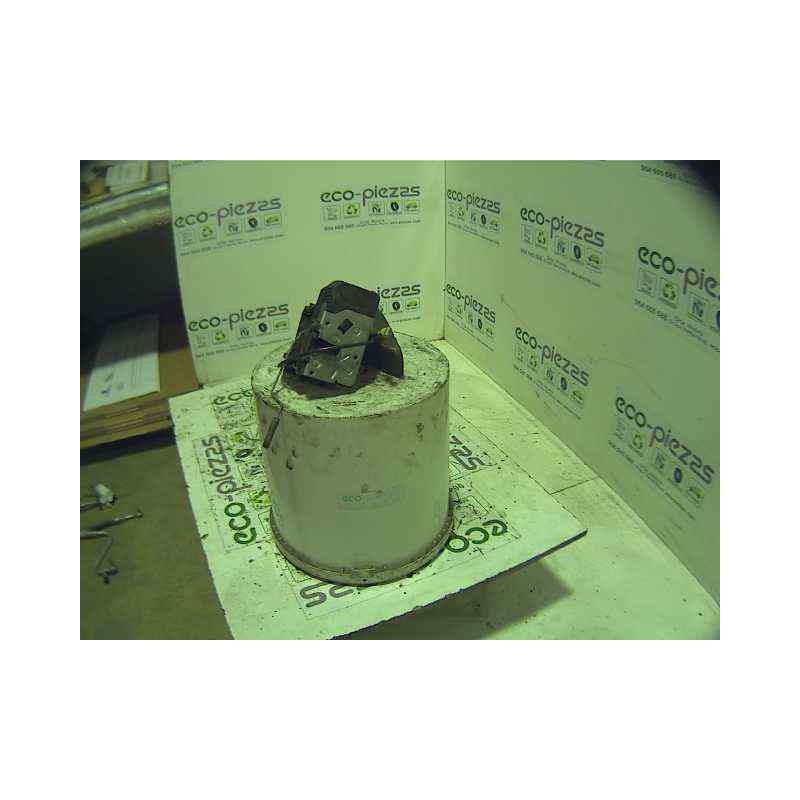 Recambio de cerradura puerta delantera derecha para nissan primastar (x83) referencia OEM IAM   