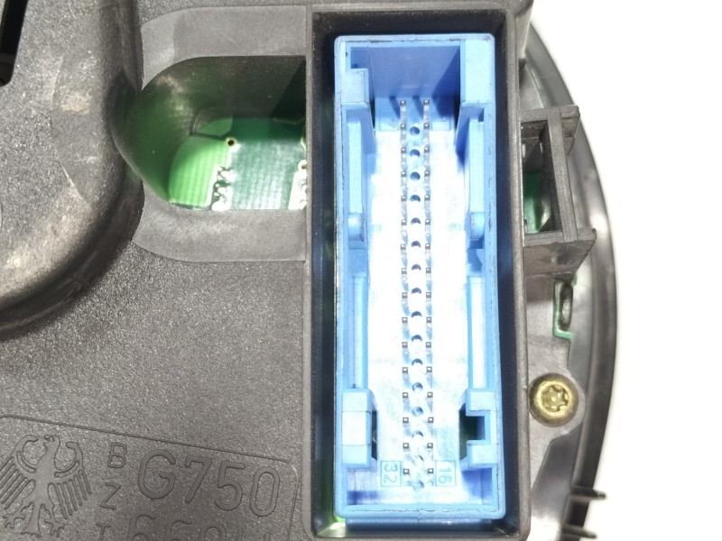 Recambio de cuadro instrumentos para volkswagen bora berlina (1j2) 1.6 referencia OEM IAM 1J0919861D  