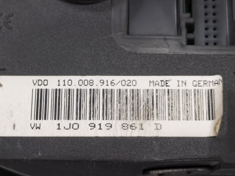 Recambio de cuadro instrumentos para volkswagen bora berlina (1j2) 1.6 referencia OEM IAM 1J0919861D  