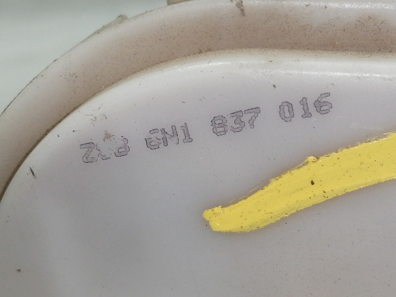 Recambio de cerradura puerta delantera derecha para volkswagen polo berlina (6n1) 1.0 referencia OEM IAM 6N1837016  