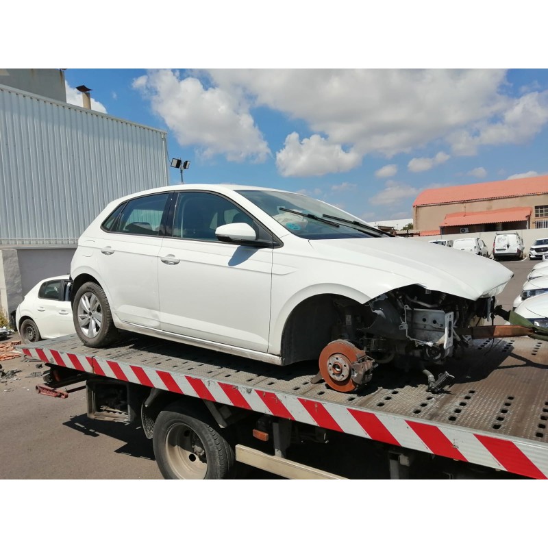 VOLKSWAGEN POLO VI (AW1, BZ1, AE1)