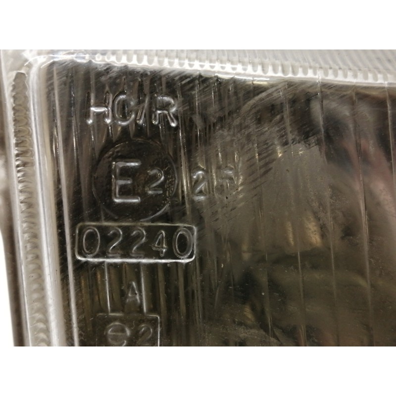 Recambio de faro derecho para peugeot 309 básico referencia OEM IAM 620592  