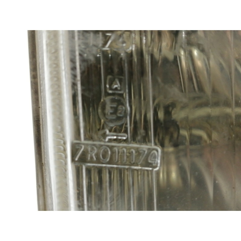 Recambio de faro derecho para peugeot 309 básico referencia OEM IAM 620592  