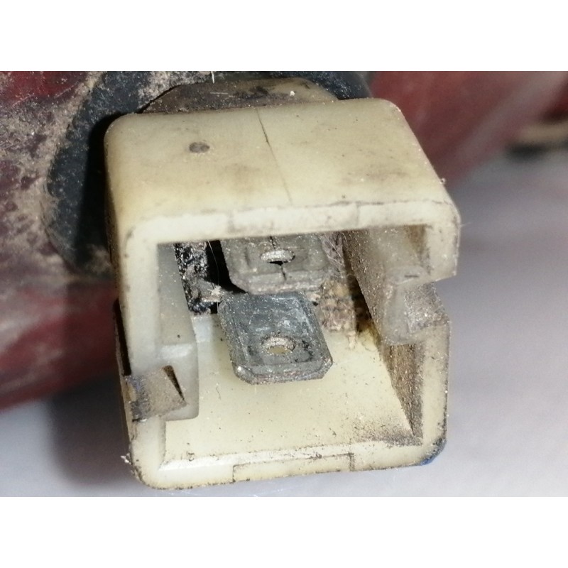 Recambio de faro derecho para peugeot 309 básico referencia OEM IAM 620592  