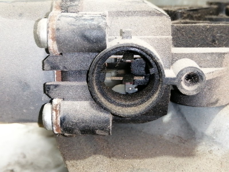 Recambio de elevalunas delantero izquierdo para renault clio iii confort expression referencia OEM IAM 400860 8200291145 