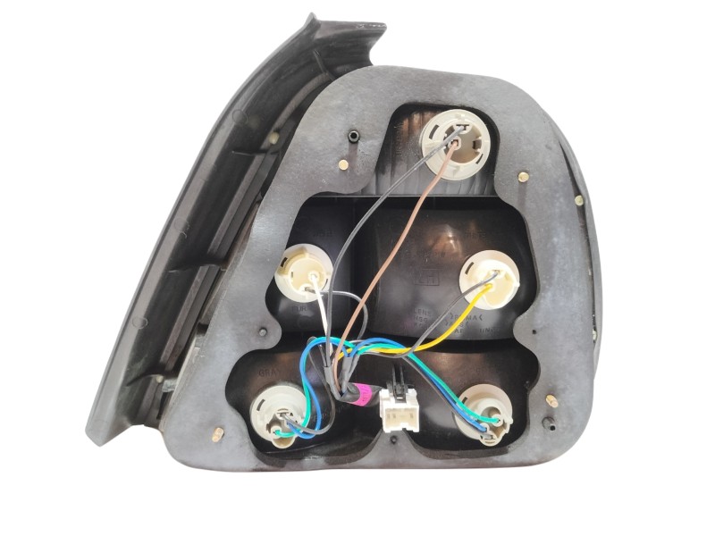 Recambio de piloto trasero izquierdo para daewoo leganza 2.2i cdx referencia OEM IAM   