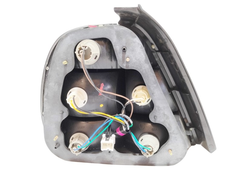 Recambio de piloto trasero derecho para daewoo leganza 2.2 16v cat referencia OEM IAM   