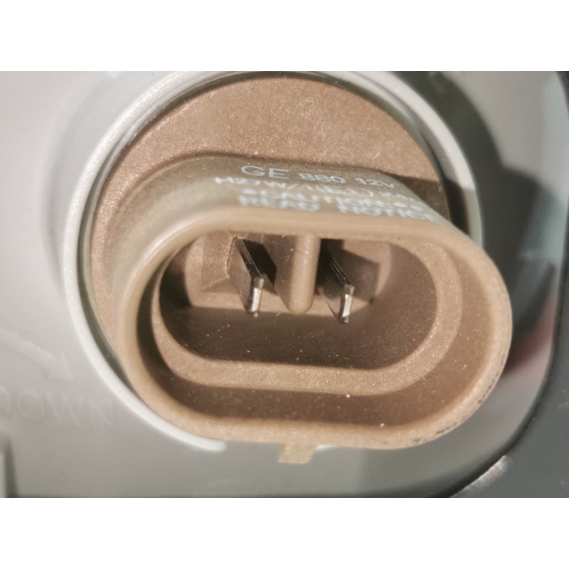 Recambio de faro antiniebla derecho para daewoo nubira berlina 1.8 cat referencia OEM IAM 96551094  