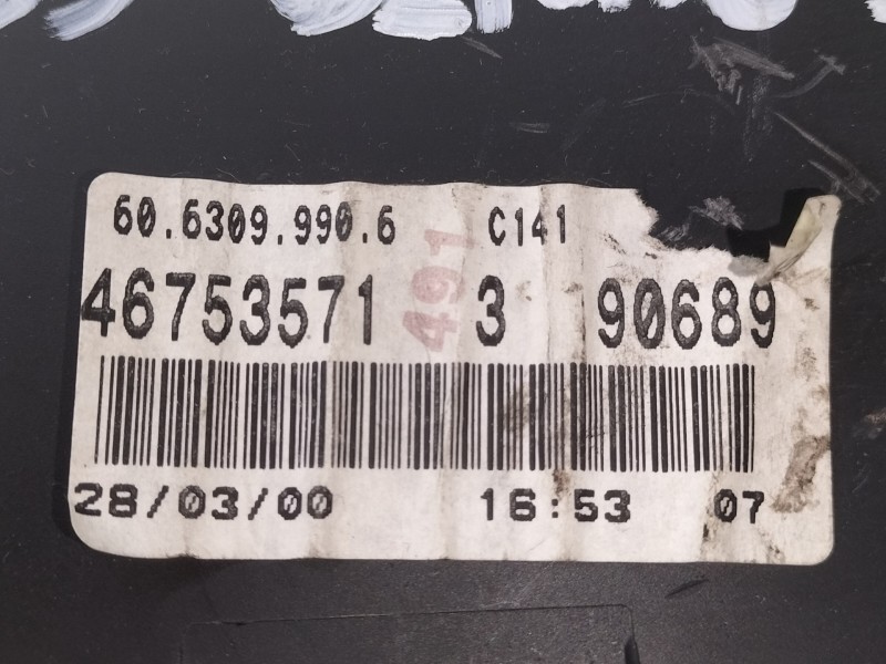 Recambio de cuadro instrumentos para fiat punto berlina (188) 1.2 8v elx (i) referencia OEM IAM 0046812967  