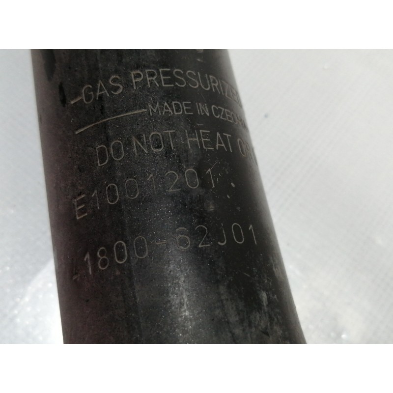 Recambio de amortiguador trasero izquierdo para suzuki swift azg (nz) referencia OEM IAM E1001201 4180062J01 