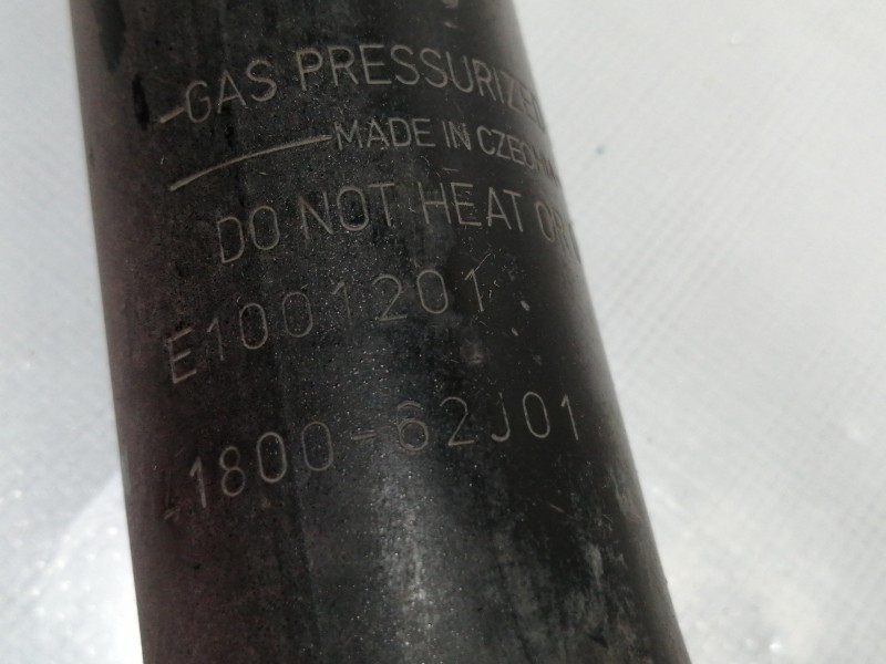 Recambio de amortiguador trasero izquierdo para suzuki swift azg (nz) referencia OEM IAM E1001201 4180062J01 