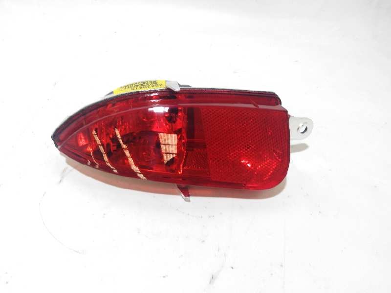 Recambio de faro antiniebla trasero derecho para opel combo (corsa c) 1.3 16v cdti referencia OEM IAM  013118663 89030616