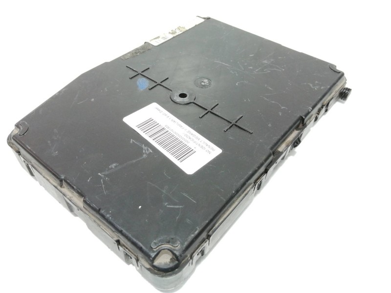 Recambio de caja reles / fusibles para renault megane ii familiar 1.9 dci diesel referencia OEM IAM 8200351182  