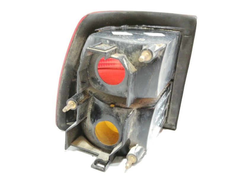 Recambio de piloto trasero derecho para seat toledo (1l) base referencia OEM IAM   