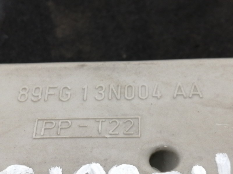 Recambio de piloto trasero derecho para ford fiesta berl./courier surf referencia OEM IAM 89FG13N004AA  