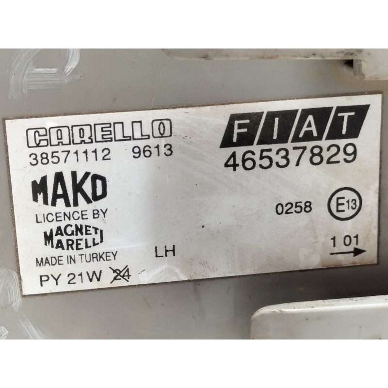 Recambio de piloto delantero izquierdo para fiat palio weekend (178) td 70 referencia OEM IAM 46537829  