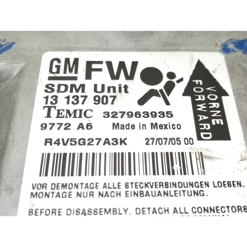 Recambio de centralita airbag para opel zafira b referencia OEM IAM 13137907  
