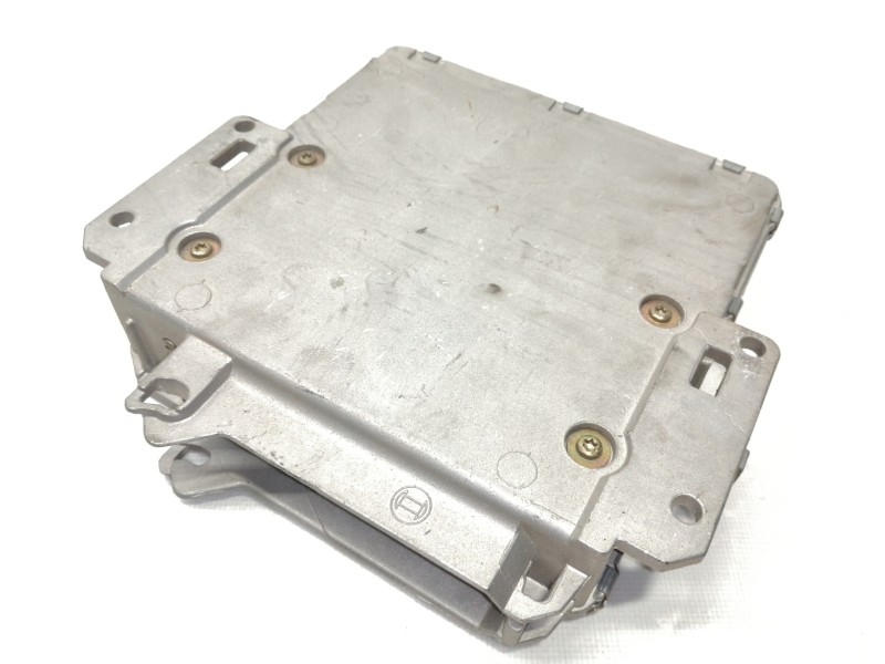 Recambio de centralita motor uce para opel omega b básico berlina referencia OEM IAM 0281001215  