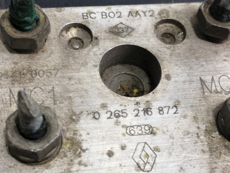 Recambio de abs para renault clio ii fase ii (b/cb0) authentique referencia OEM IAM 8200085584  