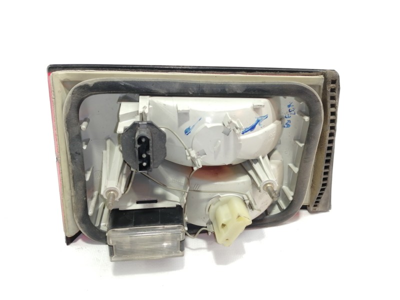 Recambio de piloto trasero derecho para bmw serie 5 berlina (e34) 524td referencia OEM IAM   3 PINS