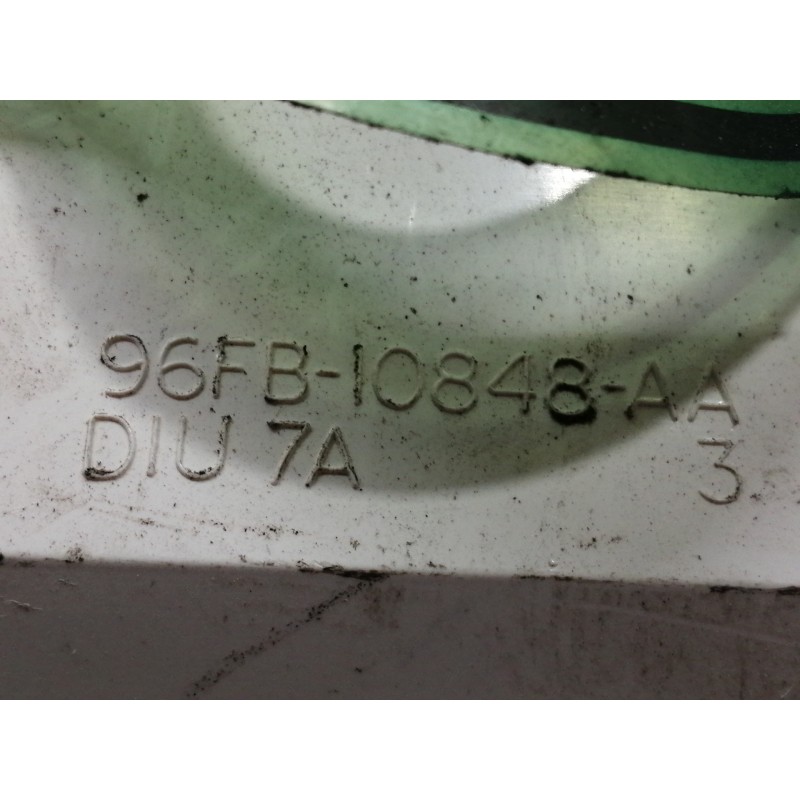 Recambio de cuadro instrumentos para ford fiesta berlina quarz referencia OEM IAM 96FB10B885AA  