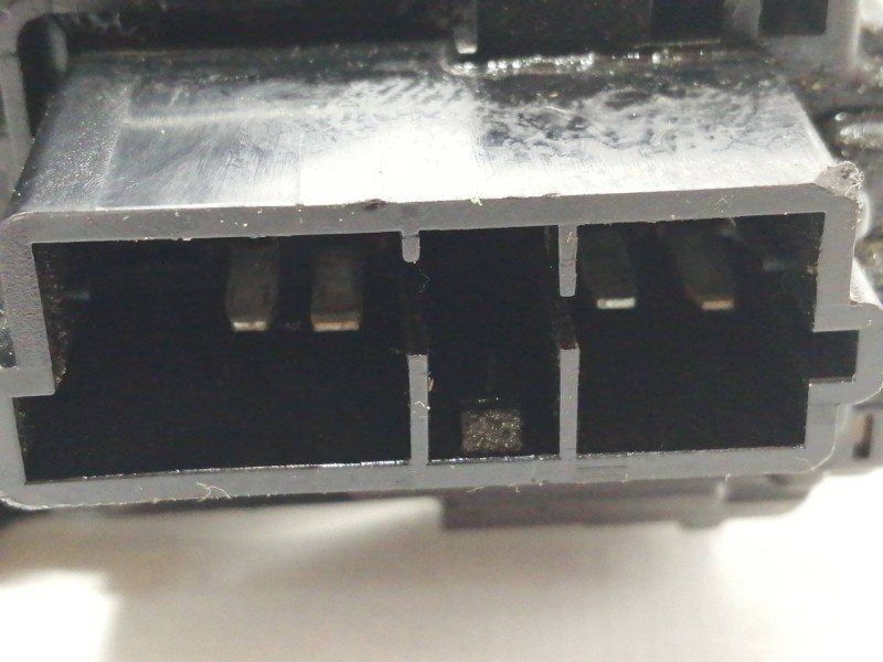 Recambio de mando limpia para peugeot 106 (s2) xn d referencia OEM IAM 33779503  