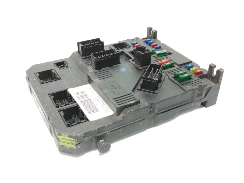 Recambio de caja reles / fusibles para peugeot 206 berlina xs referencia OEM IAM 9645747480  