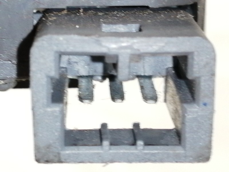 Recambio de luz interior para alfa romeo 156 (116) 1.6 16v t.spark impression referencia OEM IAM 0884200 1520400000 2PINS